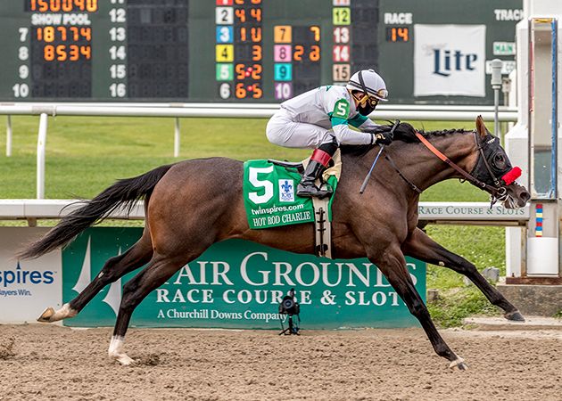 Horse Racing at Fair Grounds Race Course & Slots