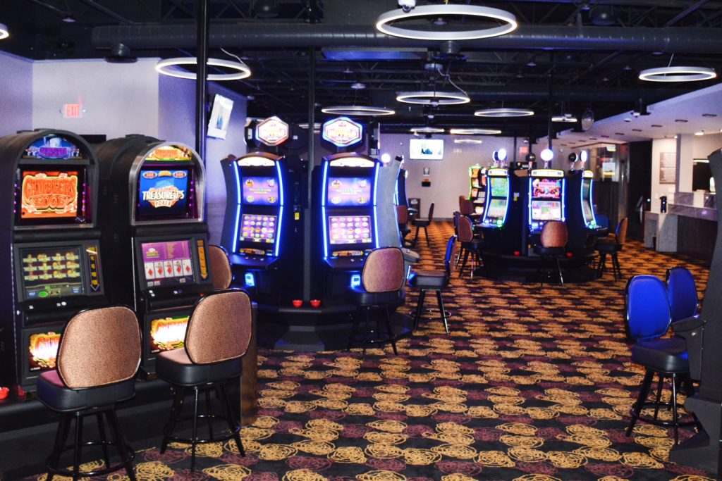 OTB & Casinos - Fair Grounds Race Course & Slots