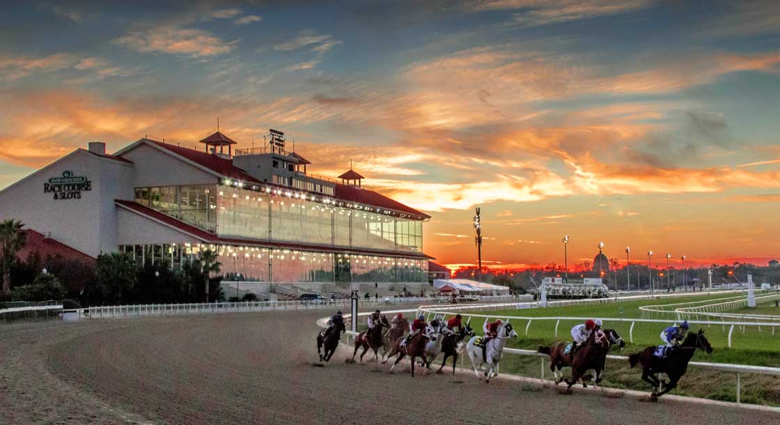 Horse Racing at Fair Grounds Race Course & Slots